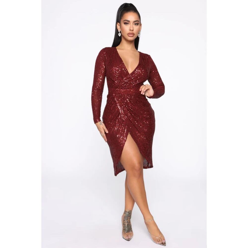 Fashion Nova Finding Love Burgundy Sequin Mini Bodycon Dress Womens Large NWT